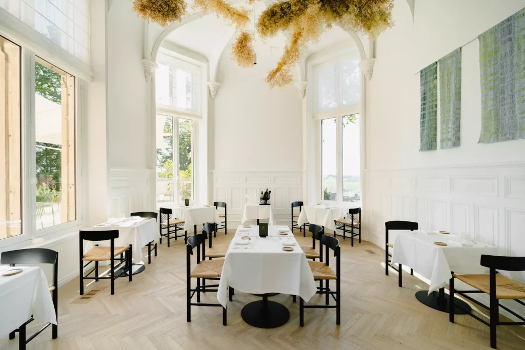 LA TABLE D&rsquo;ARNAUD