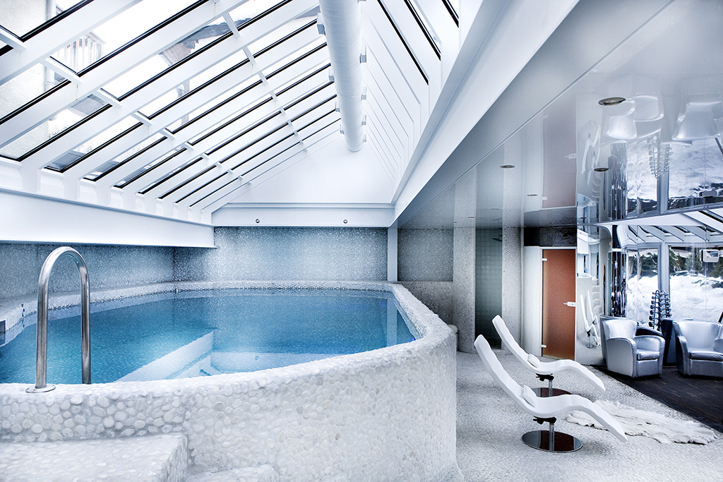 HÔTEL MONT-BLANC — photo 17