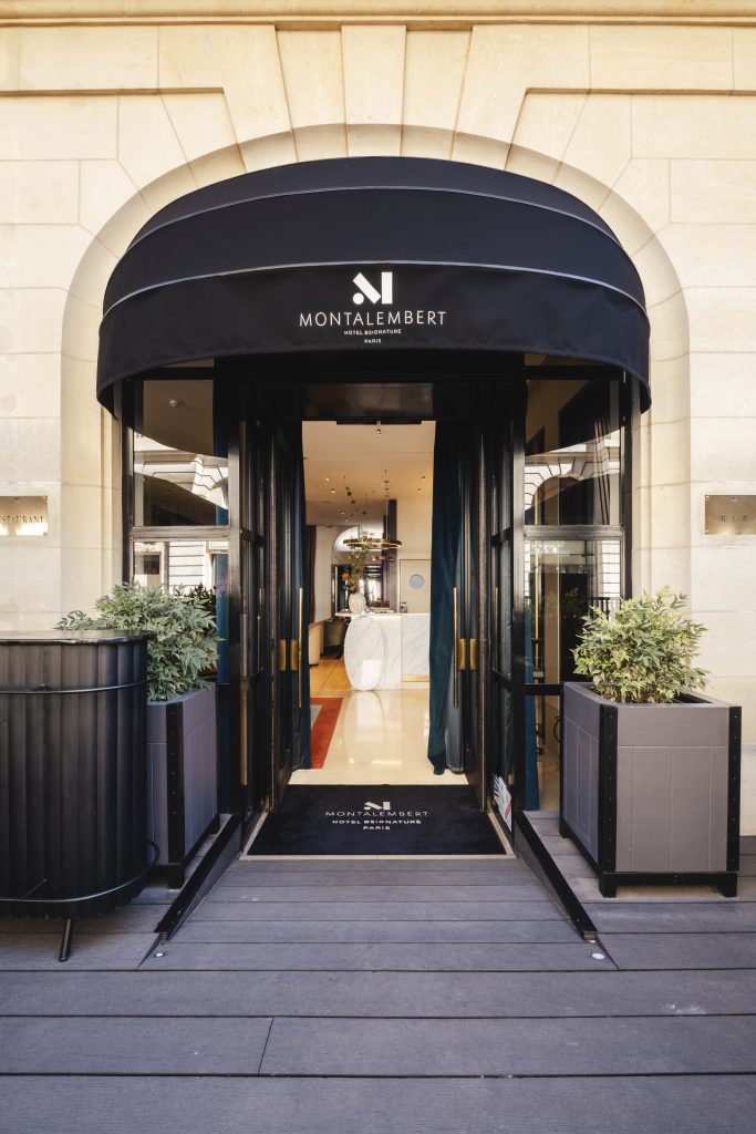 MONTALEMBERT — photo 3