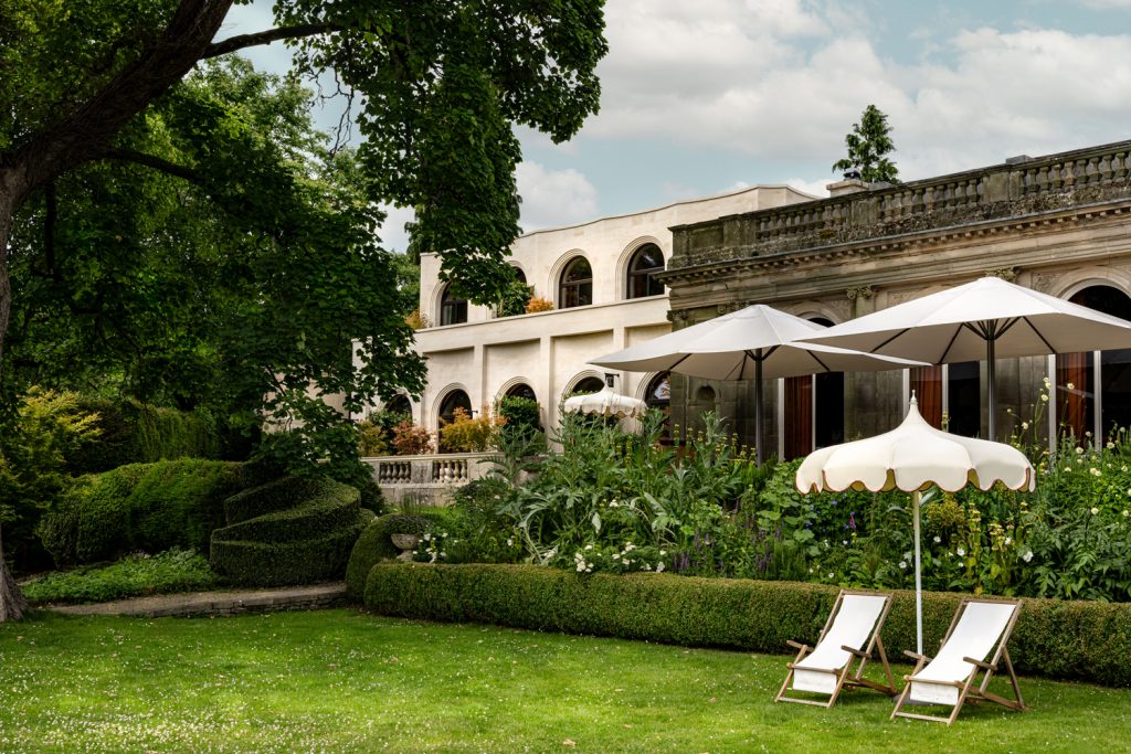 COWLEY MANOR EXPERIMENTAL — photo 2