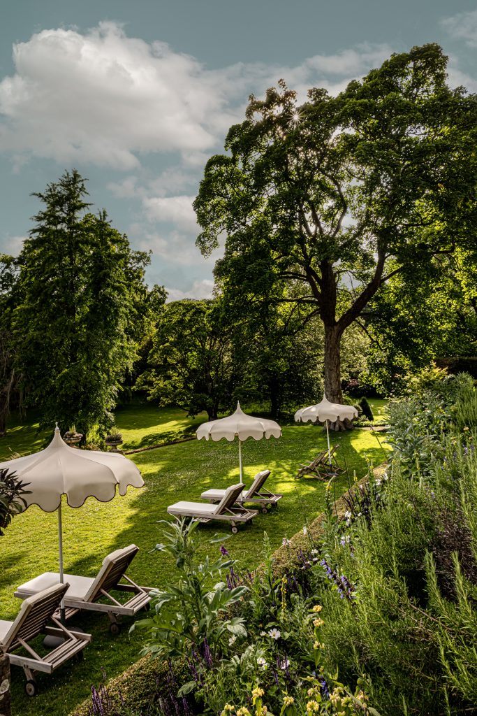 COWLEY MANOR EXPERIMENTAL — photo 4